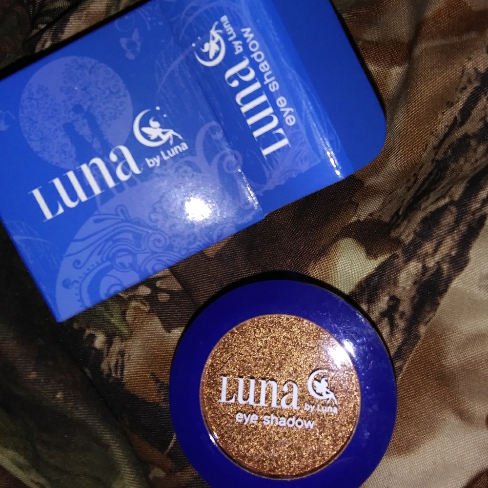 Luna "Spiced Pumpkin" Eyeshadow